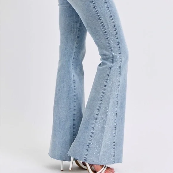 Judy Blue Full Size Mid Rise Rhinestone Side Panel Detail Flare Jeans Plus Size - Picture 11 of 15